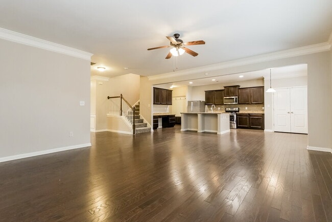 Building Photo - 229 Klinetop Dr