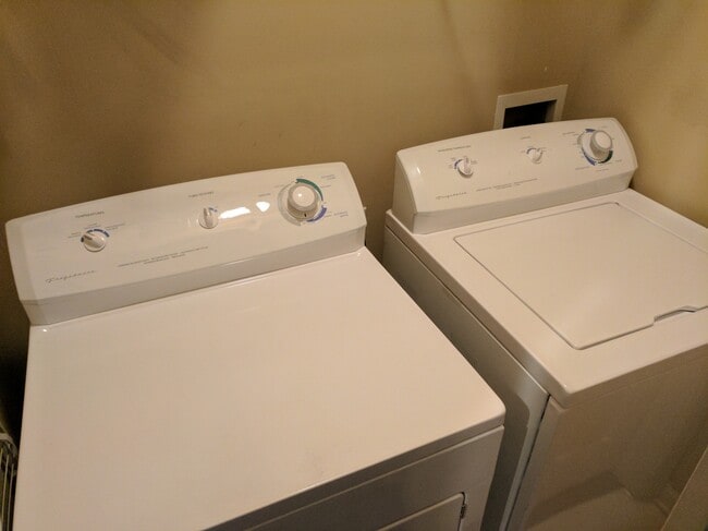 Building Photo - 400 17th Street Northwest