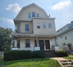 Building Photo - 108 Nesbit Terrace