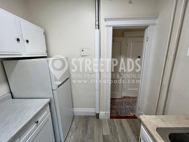 Foto del edificio - 1 bedroom in Boston MA 02215
