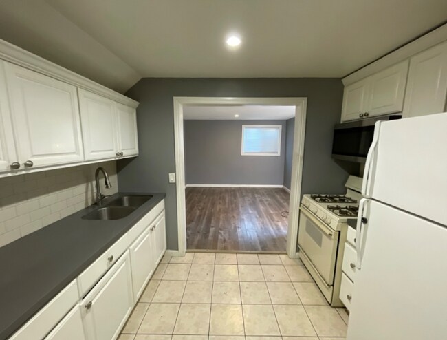 Foto del edificio - 923 E 21st St