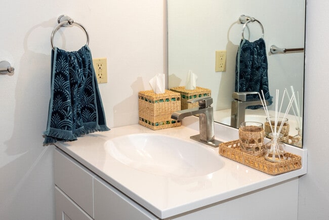 Building Photo - BRIARCLIFF APARTMENTS