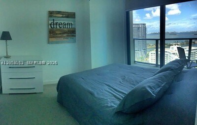 Foto del edificio - 501 NE 31st St
