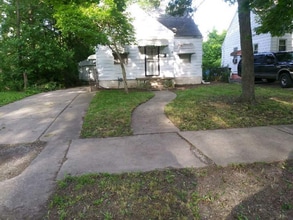 Building Photo - 11672 Vaughan St