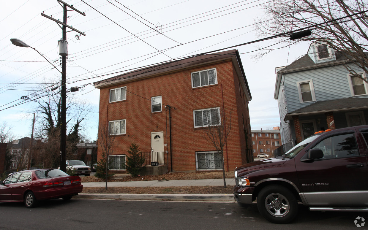 Building Photo - 3723 Horner Pl SE