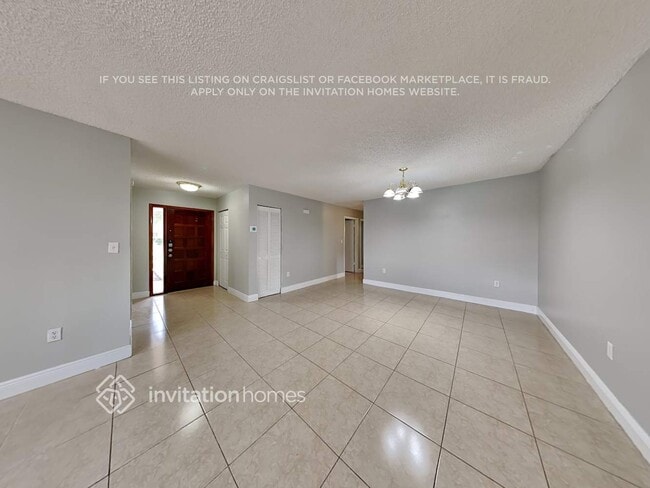 Building Photo - 11295 SW 55th Pl