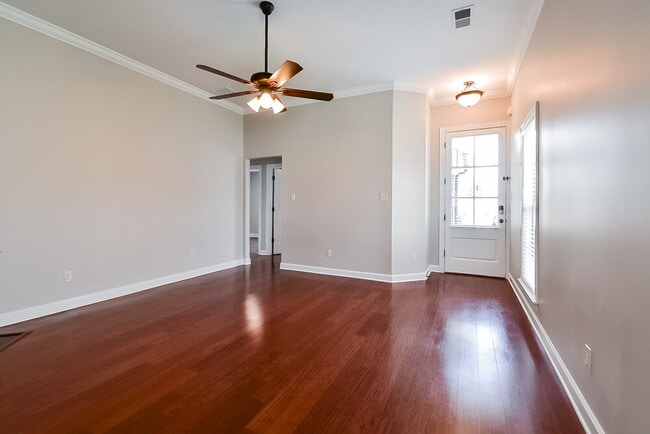 Foto del edificio - 7393 Brentridge Dr