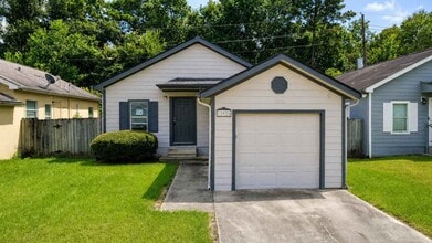 Building Photo - 11926 Greensbrook Forest Dr