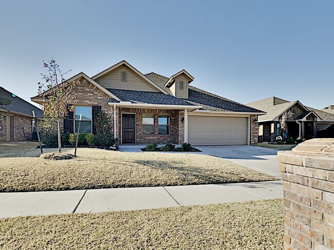 Foto del edificio - Nice 4 Bed 2 Bath Home in Piedmont Schools
