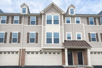 Building Photo - 3463 Bradbury Cir