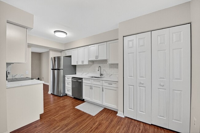 Building Photo - 6265 Astrid Cove