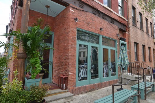 Primary Photo - 233 Clinton St