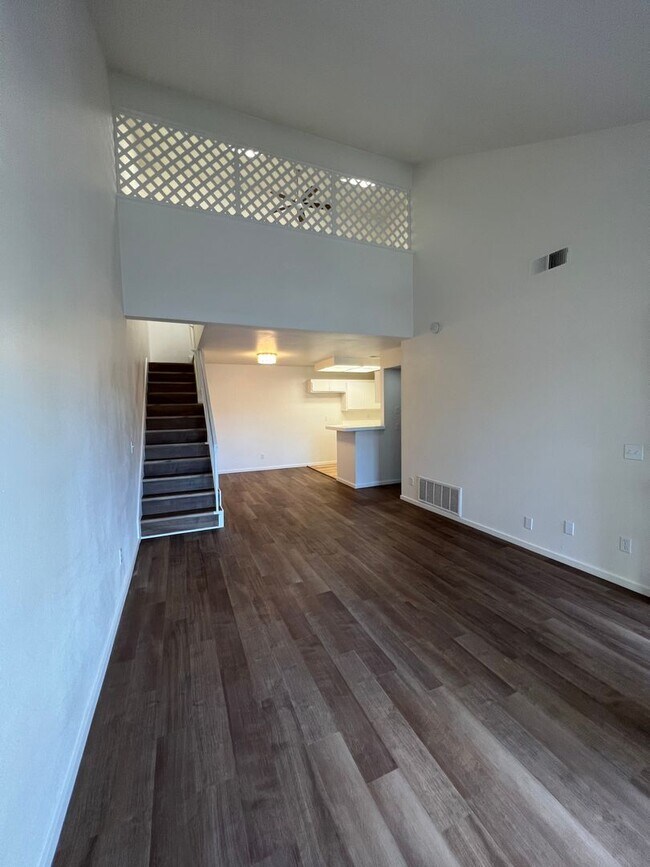 Foto del edificio - 2 bedroom, 1.5 bath CONDO in Cross Point V...