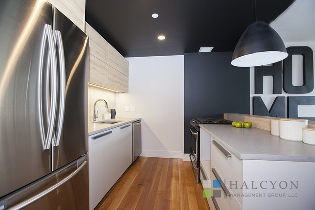 Foto del edificio - 968 60th St