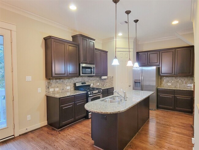 Foto del edificio - 1237 Hobbs Reach Ln