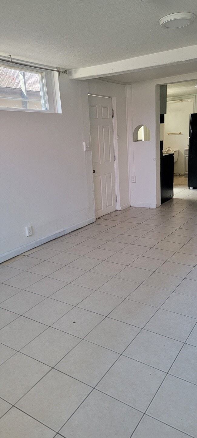 Building Photo - 530 Orondo Ave