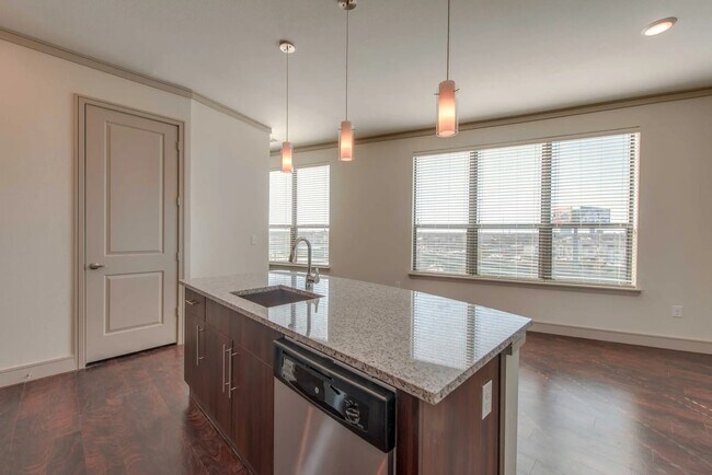 Foto del edificio - Experience the Art of Fine Apartment Living!