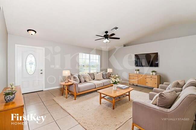 Foto del edificio - 1412 NW 12th Pl