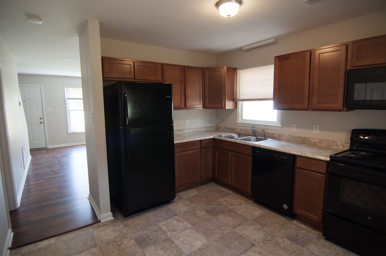 Foto principal - 2223 Summit St