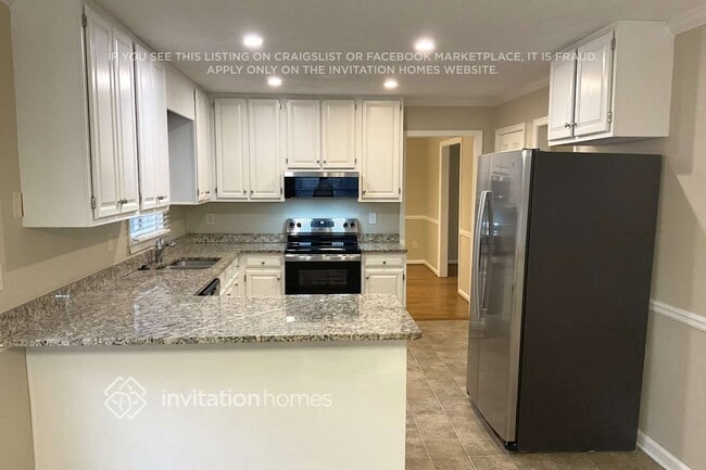 Foto del edificio - 4950 Gold Mine Dr