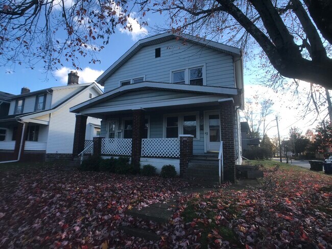 Foto del edificio - 255 Southwood Ave