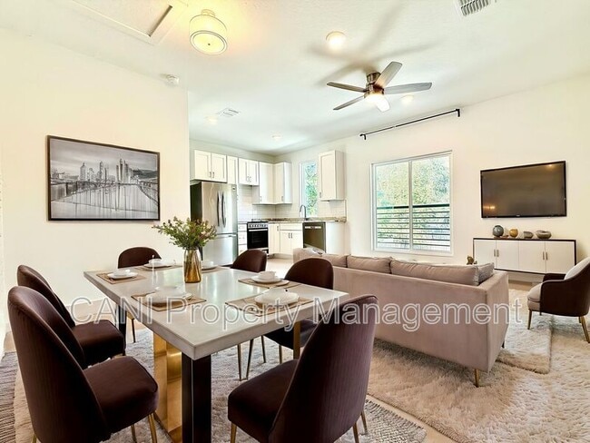 Foto del edificio - 728 Ellwood Ave