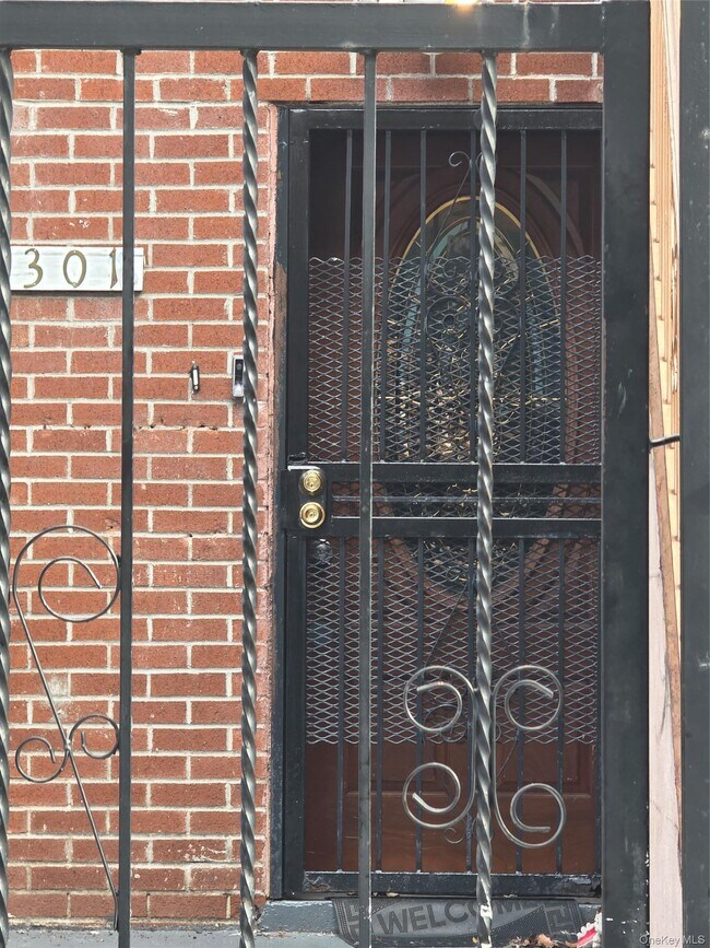 Foto del edificio - 301 Wyona St