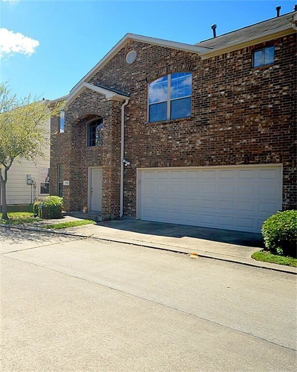 Building Photo - 3730 E Ashford Villa Ln