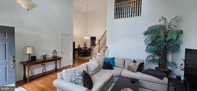 Foto del edificio - 7357 Cluster House Way