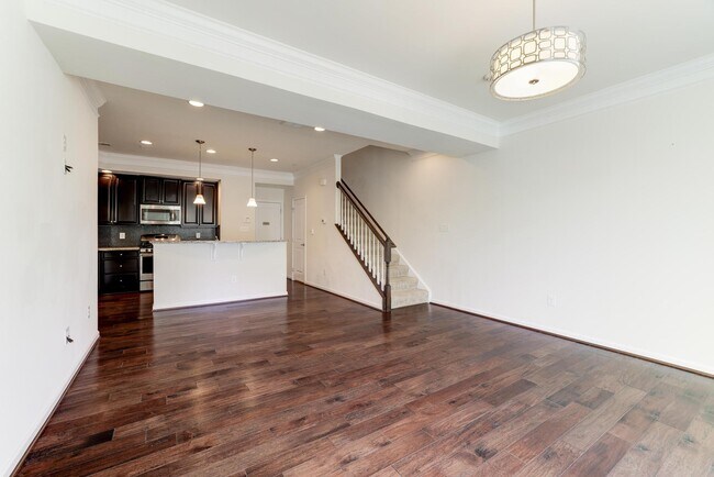 Foto del edificio - 13643 Air and Space Museum Pky