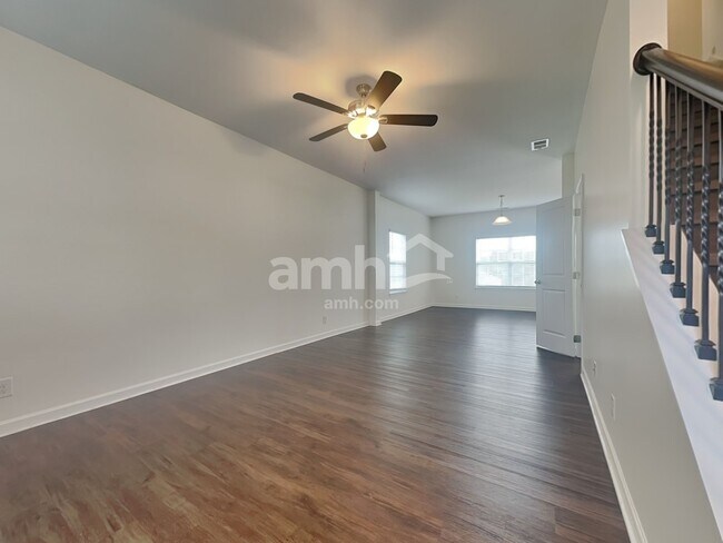 Foto del edificio - 4845 Billingsgate Ln