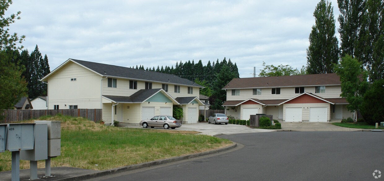 Foto del edificio - 4105-4158 London Ct