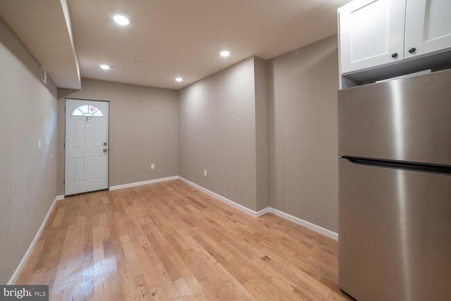 Building Photo - 1715 W Berks St