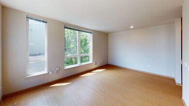 Interior Photo - Lightbox