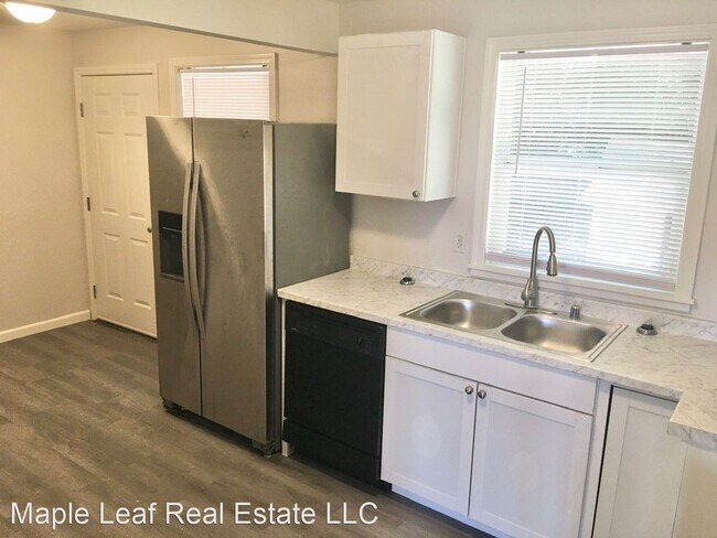 Building Photo - 3 br, 2 bath House - 1516 N 100th St