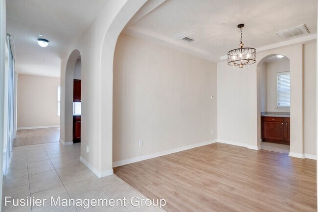 Building Photo - 4 br, 2.5 bath House - 9665 Moss Rose Way