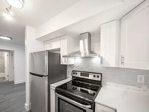 Building Photo - 4110 SW 24th Ct Building Photo - 4110 SW 24th Ct