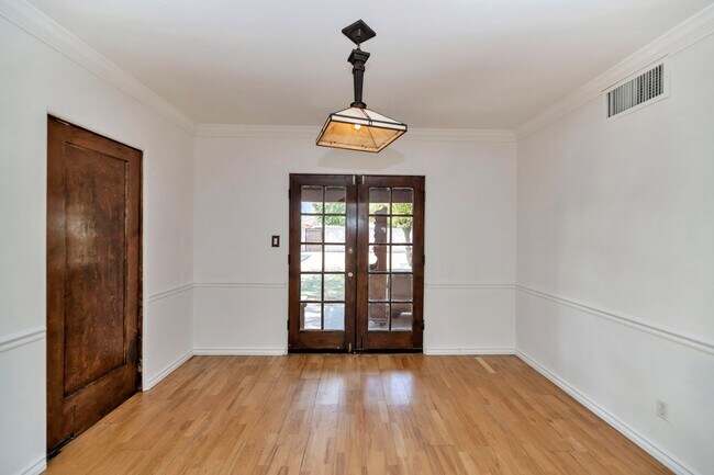 Foto del edificio - 315 W Virginia Ave