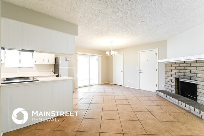 Building Photo - 1716 W Sequoia Dr