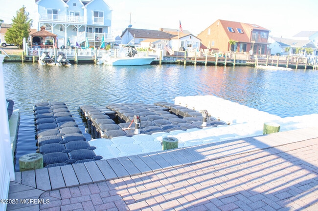 Foto del edificio - 3428 Maritime Dr