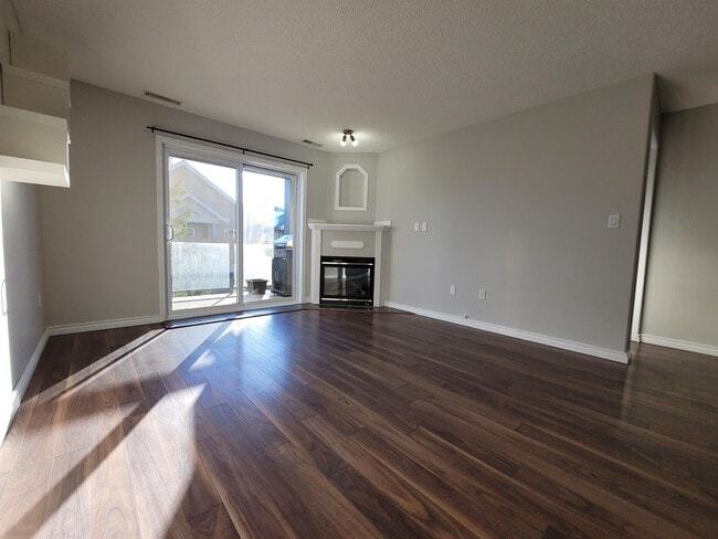 Building Photo - 279 Suder Greens Dr NW