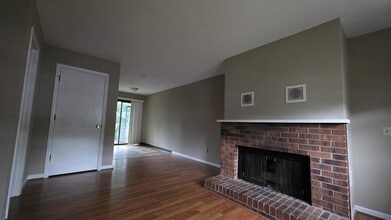 Building Photo - 1507 Linden St