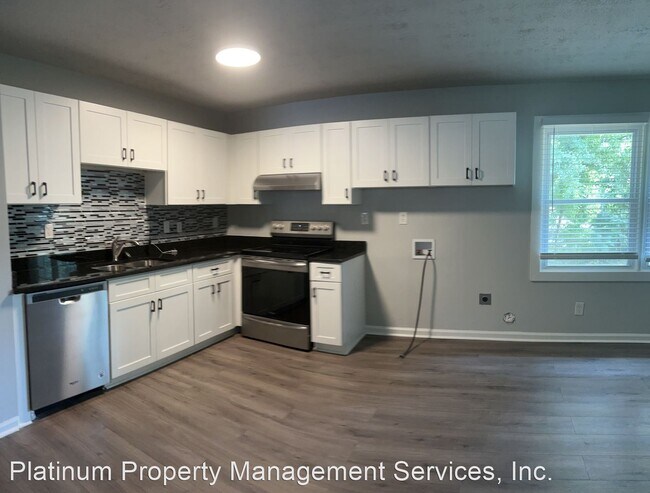 Building Photo - 3 br, 2 bath House - 123 Spruce St