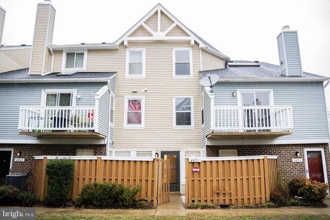 Building Photo - 4451 Pembrook Village Dr