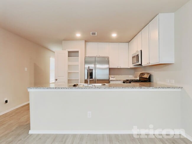 Foto del edificio - 8503 Western Tanager