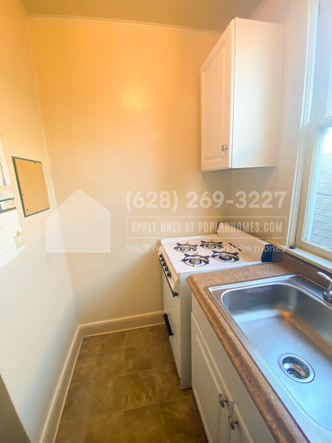 Foto del edificio - 2130 Woolsey St