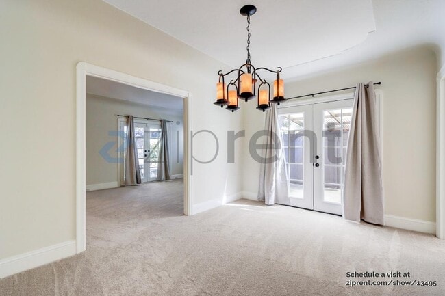 Building Photo - 403 7th Ave