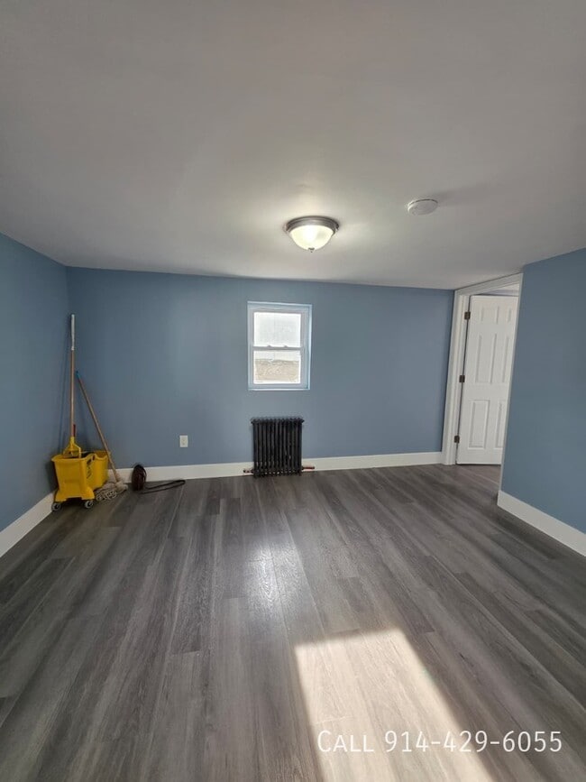 Photo - 217 S Tenth Ave Apartment