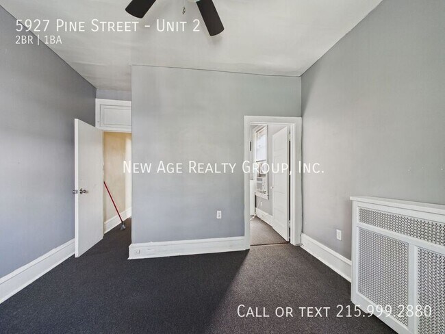 Building Photo - 5927 Pine St