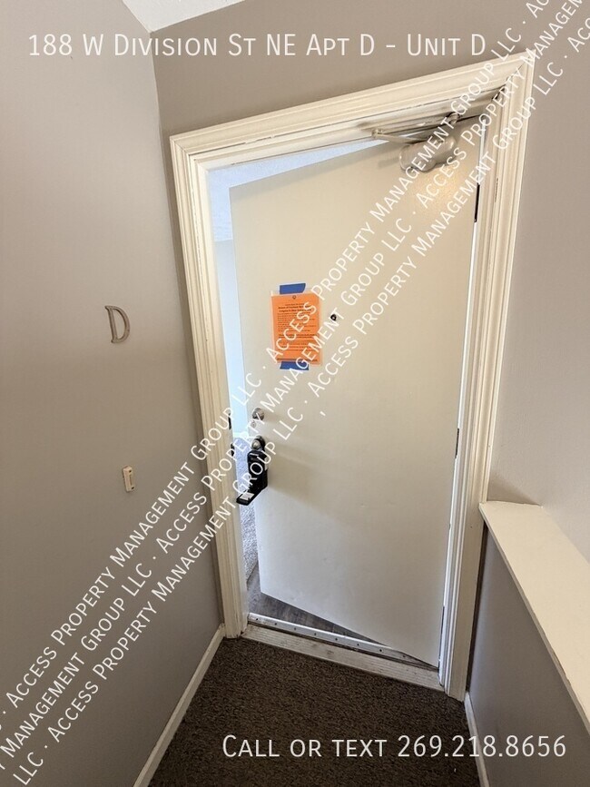 Foto del edificio - 188 W Division St NE